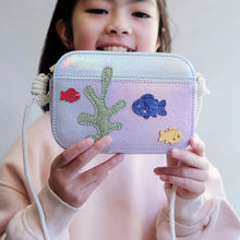 Load image into Gallery viewer, Mimi &amp; Lula: Fish Tank Bag
