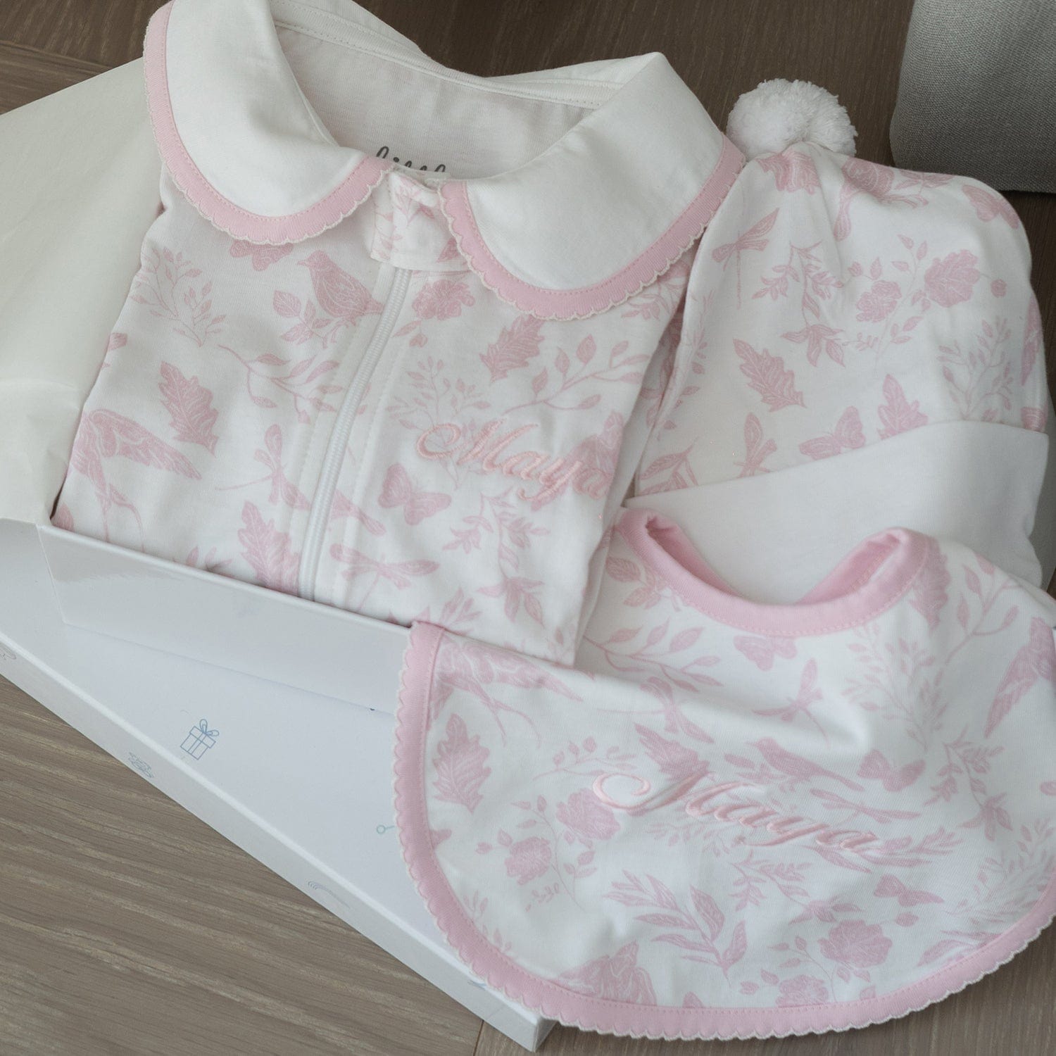 Birdsong Classic Luxury Baby Gift Set