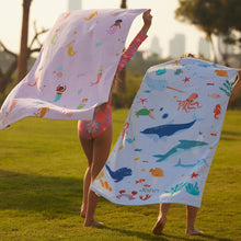 Load image into Gallery viewer, Seaworld Towel
